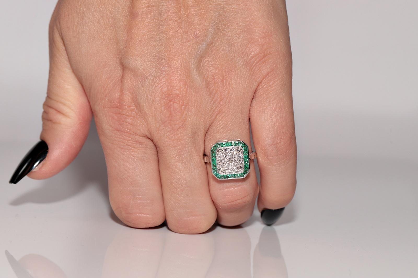 Neuer 18 Karat Gold Natürlicher Diamant und Smaragd im Kaliberschliff Smaragd Dekorierter Ring im Angebot 7