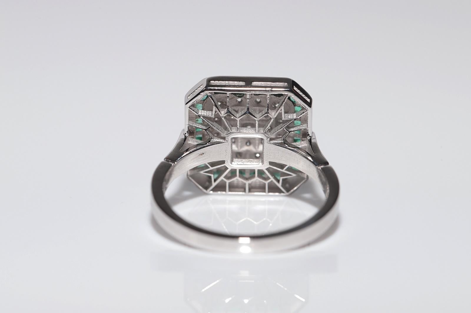 Neuer 18 Karat Gold Natürlicher Diamant und Smaragd im Kaliberschliff Smaragd Dekorierter Ring im Angebot 2