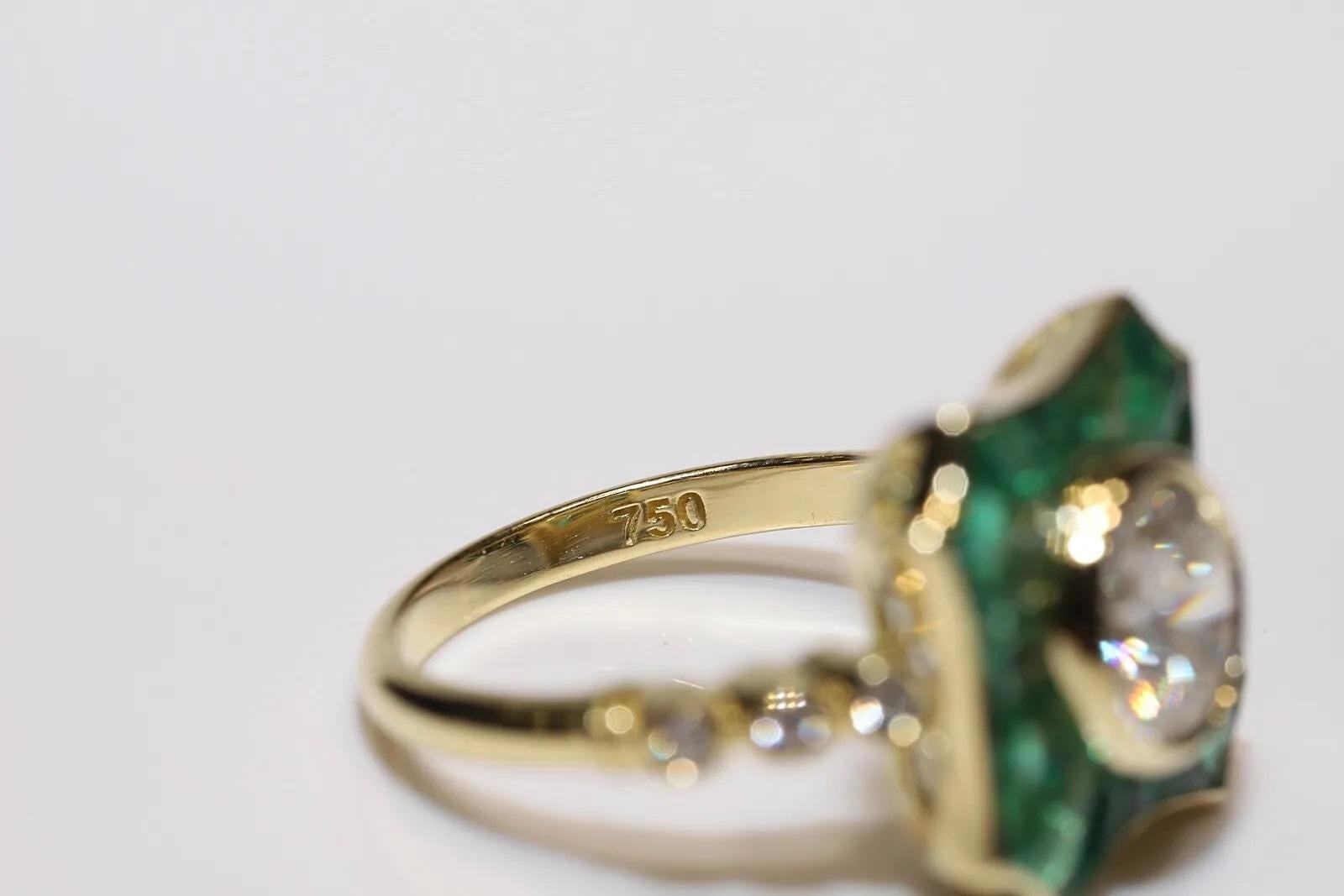New Made Bague en or 18k avec diamant naturel et émeraude de taille calibre en vente 1