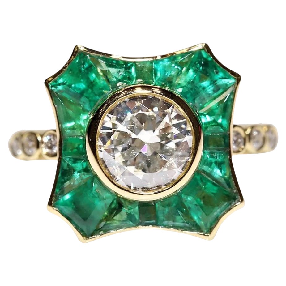 New Made Bague en or 18k avec diamant naturel et émeraude de taille calibre