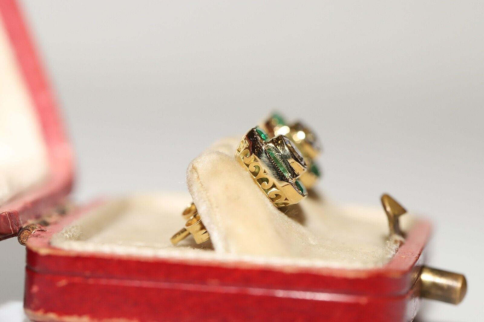 In very good condition.
Total weight is 3.1 grams.
Totally is diamond  0.46 carat.
The diamond is has  G-H color and vvs-vs clarity.
Totally is emerald 0.65 carat.
Box is not included.
Please contact for any questions.
