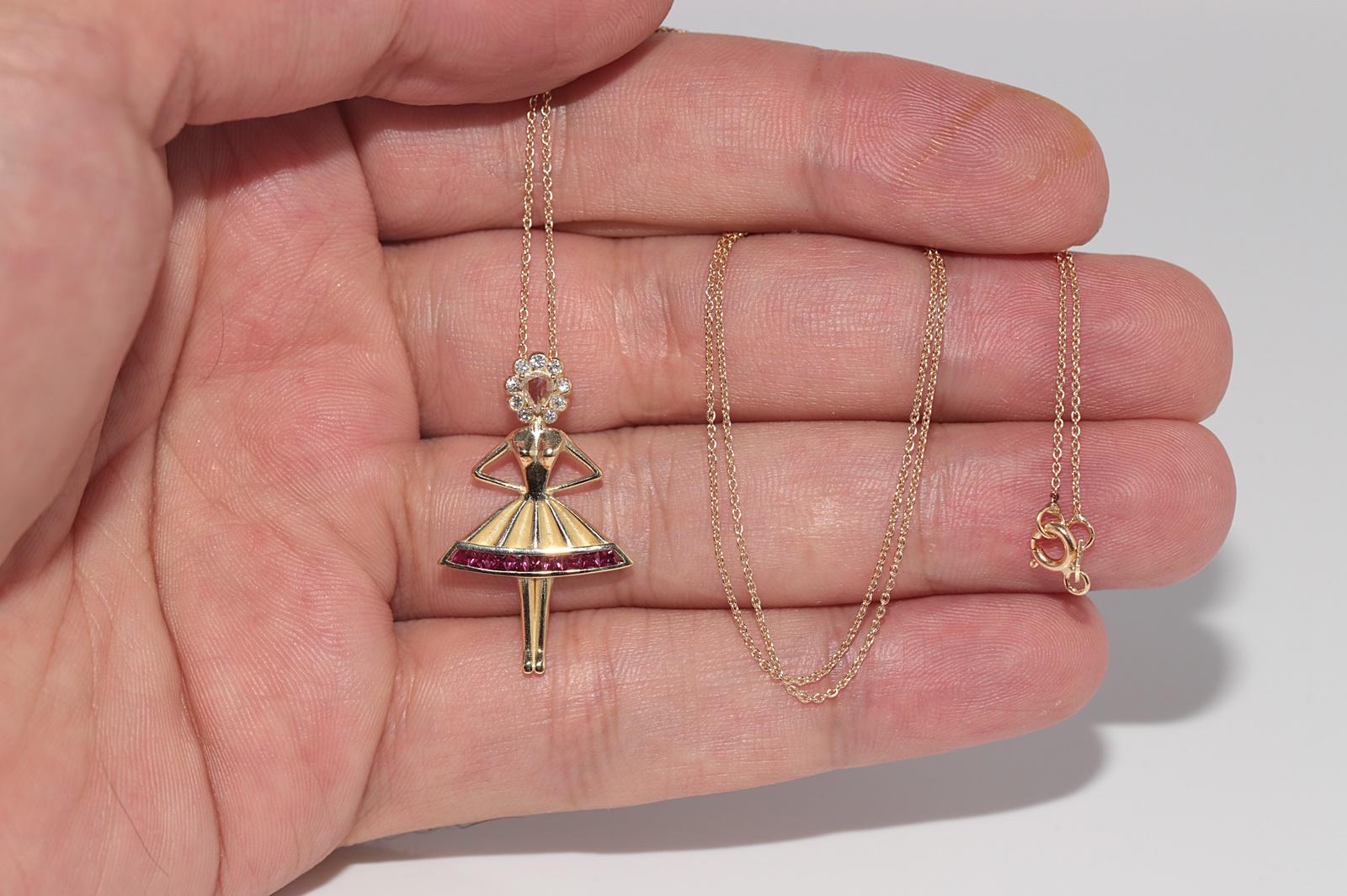 New Made 18k Gold Natural Diamond And Caliber Cut Ruby  Ballerina Necklace For Sale 4