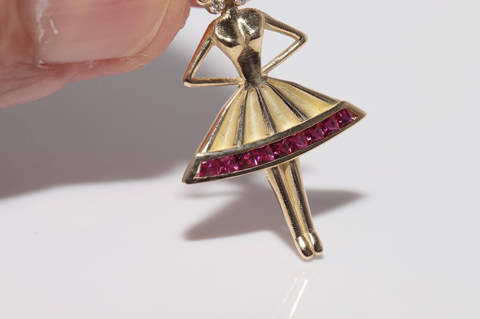 New Made 18k Gold Natural Diamond And Caliber Cut Ruby  Ballerina Necklace For Sale 9