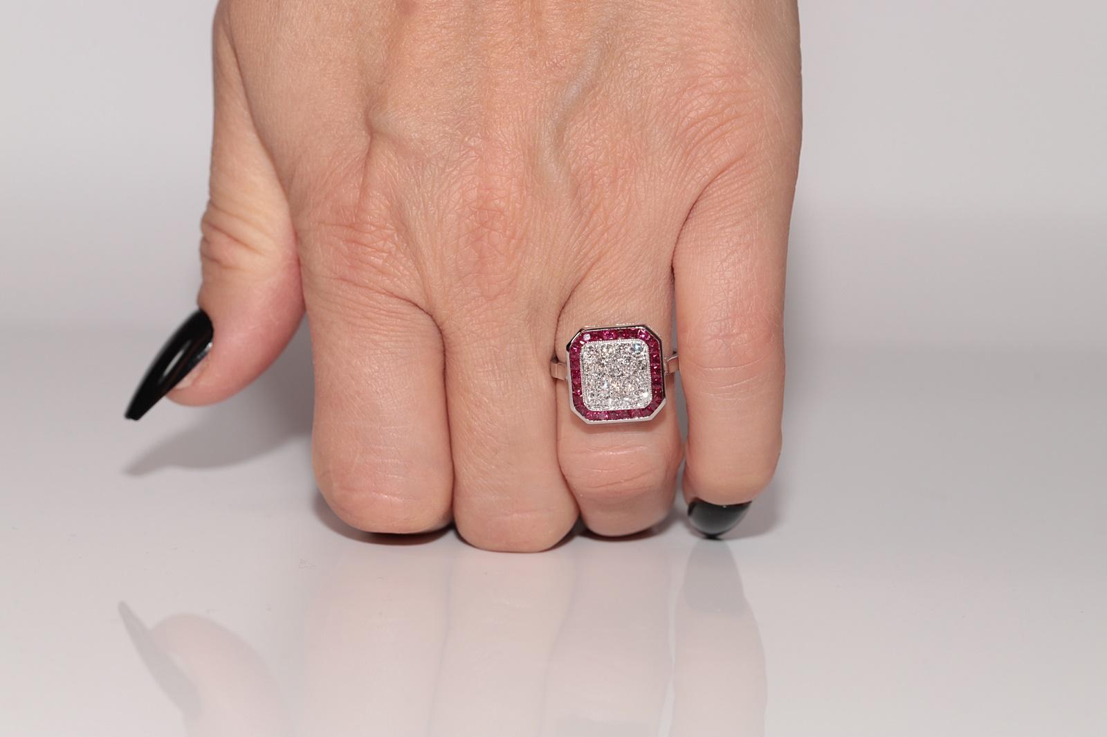 Anillo decorado con diamantes naturales y rubíes talla calibre en oro de 18 quilates de nueva factura en venta 8