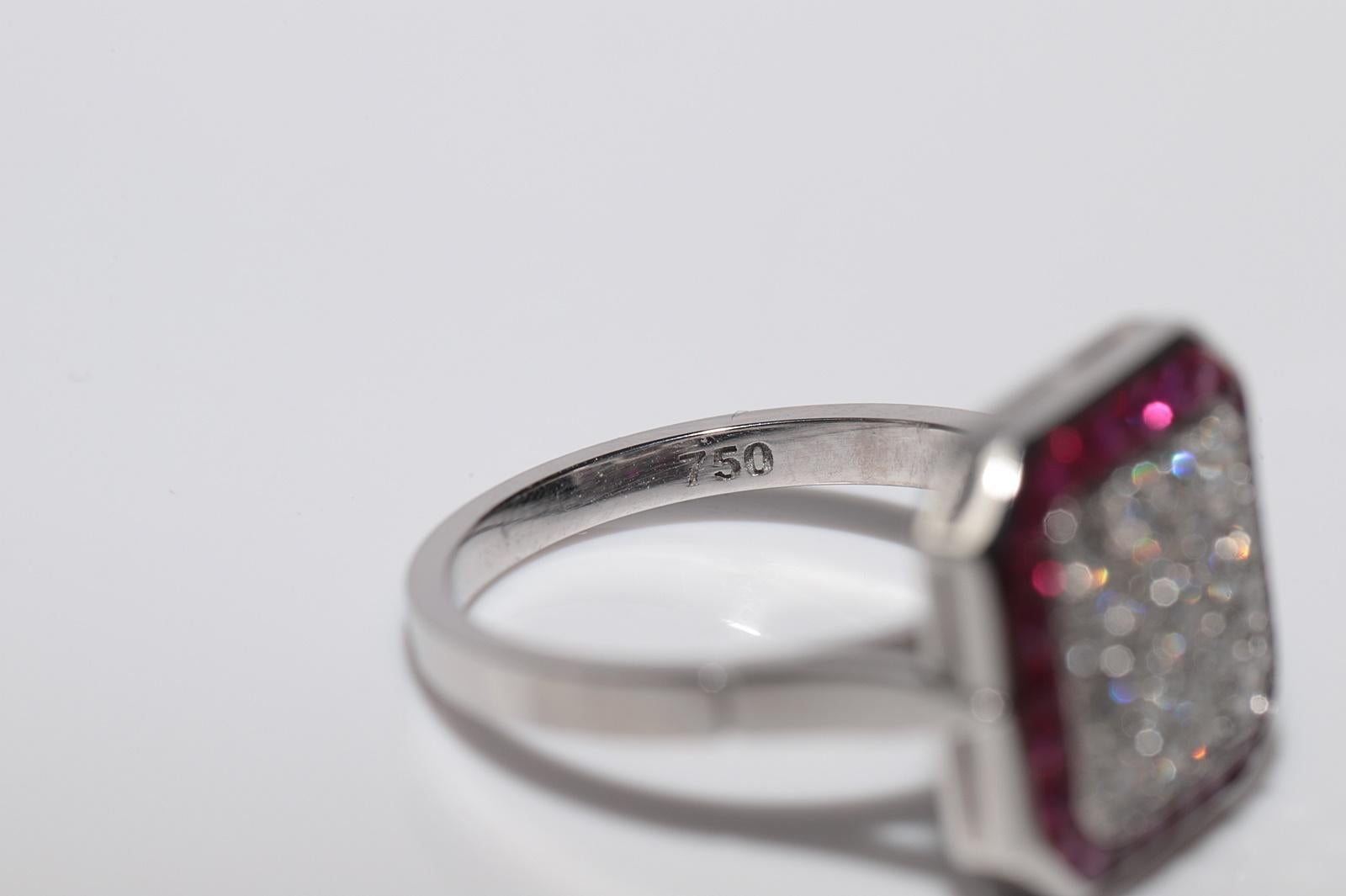 New Made 18k Gold Natural Diamond And Caliber Cut Ruby Decorated Ring For Sale 11