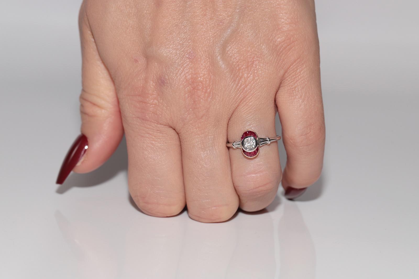 Neuer Solitär-Ring, 18 Karat Gold, natürlicher Diamant und Rubin im Kaliberschliff, Solitär im Angebot 7