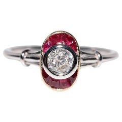 New Made 18k Gold Natural Diamond And Caliber Cut Ruby Solitaire Ring