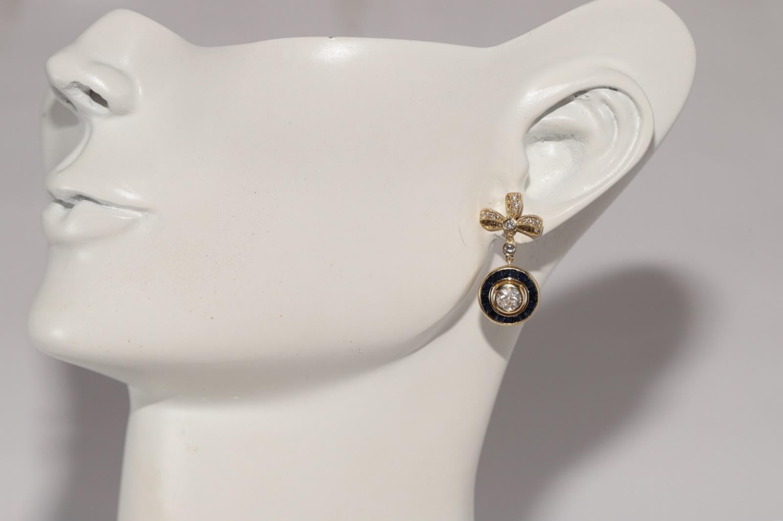 New Made 18k Gold Natural Diamond And Caliber Cut Sapphire Bow Drop Earring im Angebot 4