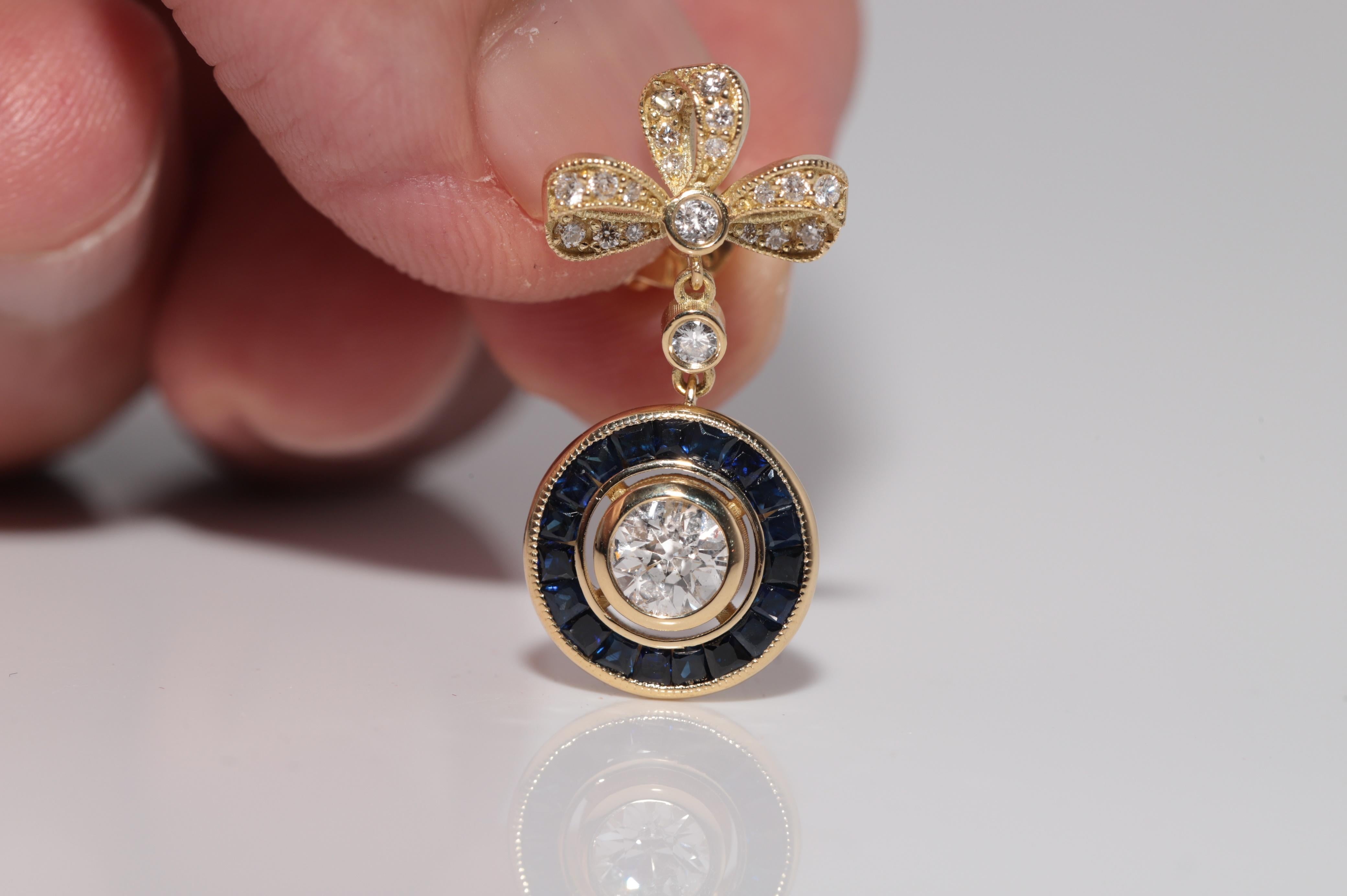 New Made 18k Gold Natural Diamond And Caliber Cut Sapphire Bow Drop Earring im Angebot 6
