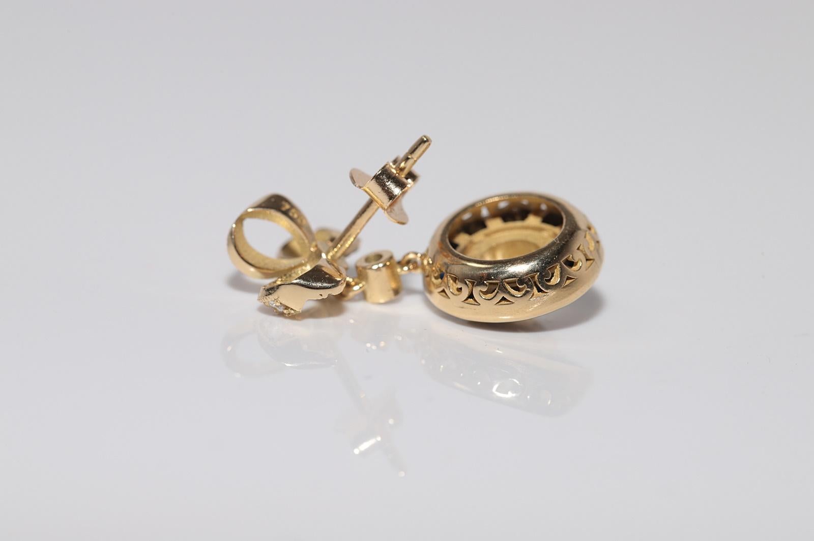 New Made 18k Gold Natural Diamond And Caliber Cut Sapphire Bow Drop Earring im Angebot 9