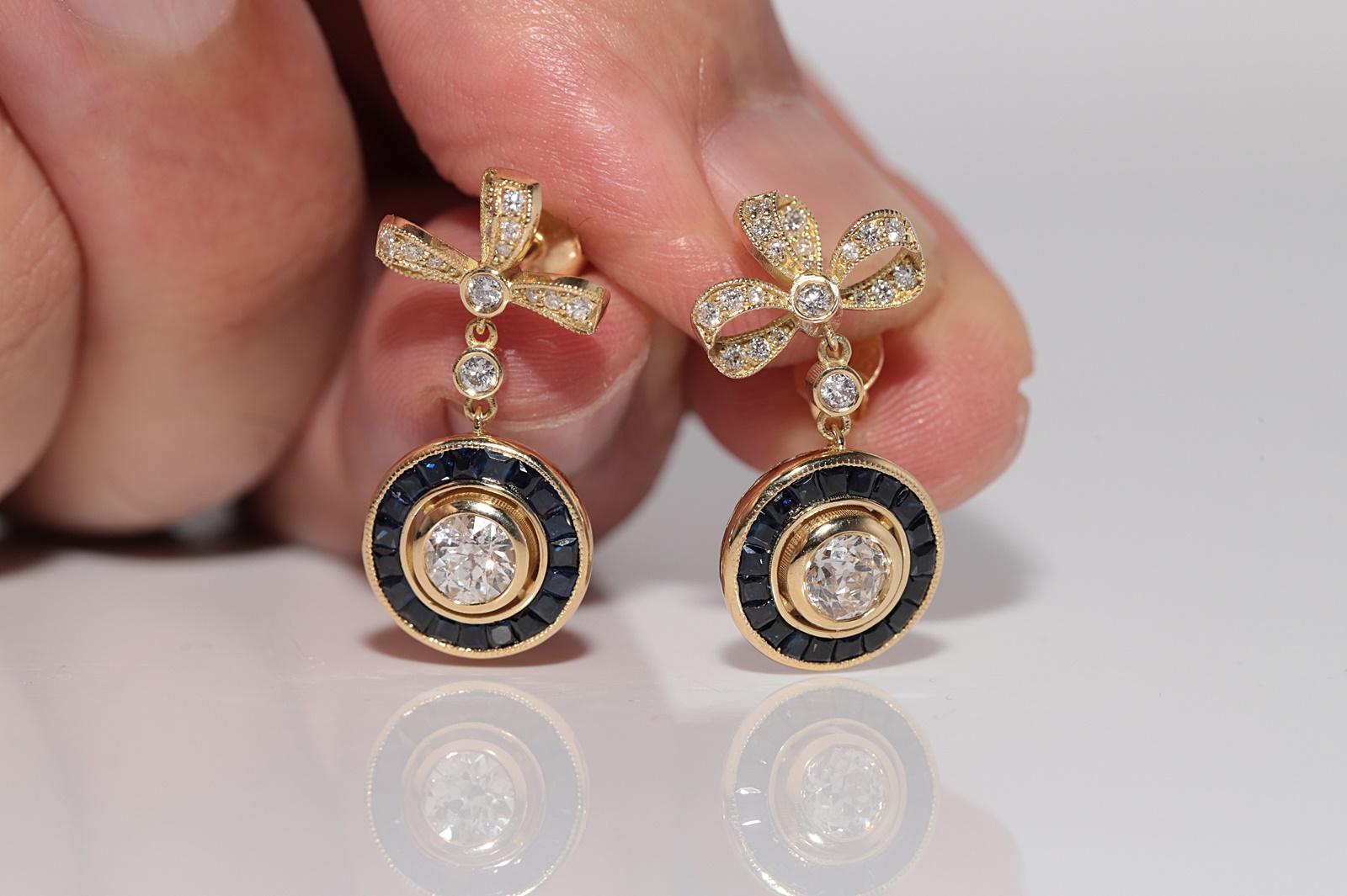 New Made 18k Gold Natural Diamond And Caliber Cut Sapphire Bow Drop Earring (Moderne) im Angebot