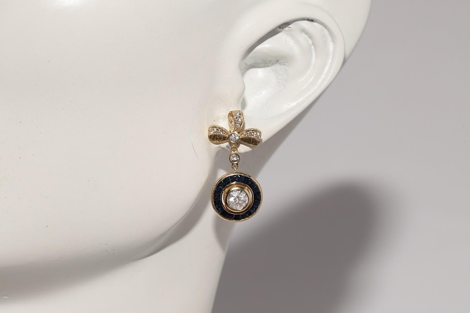 New Made 18k Gold Natural Diamond And Caliber Cut Sapphire Bow Drop Earring im Angebot 2