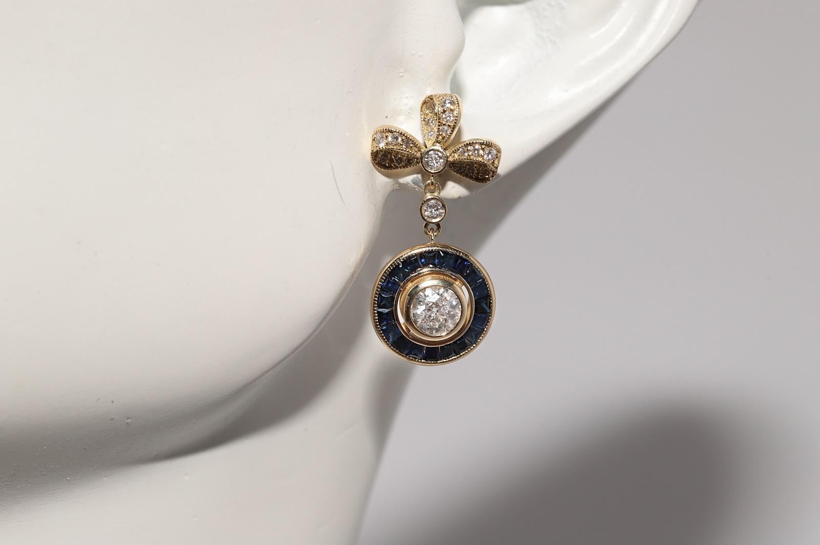 New Made 18k Gold Natural Diamond And Caliber Cut Sapphire Bow Drop Earring im Angebot 3