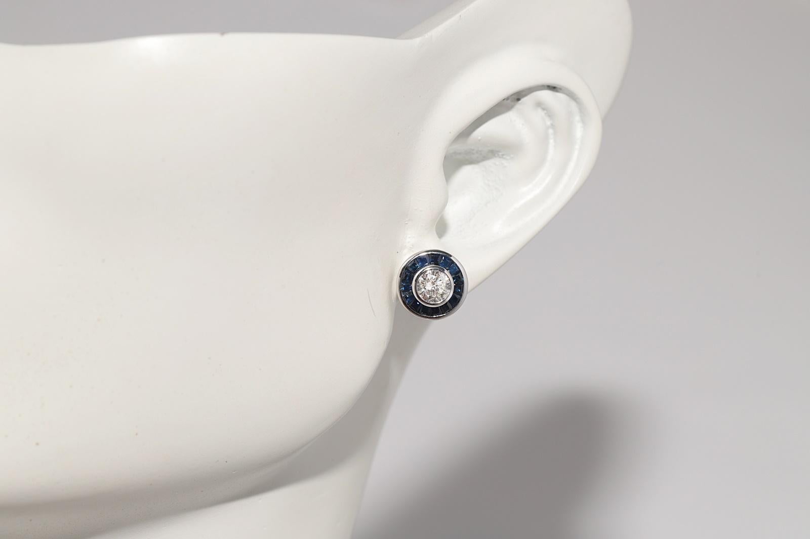 Orecchino solitario in oro 18k con diamante naturale e zaffiro taglio calibro di nuova produzione in vendita 9