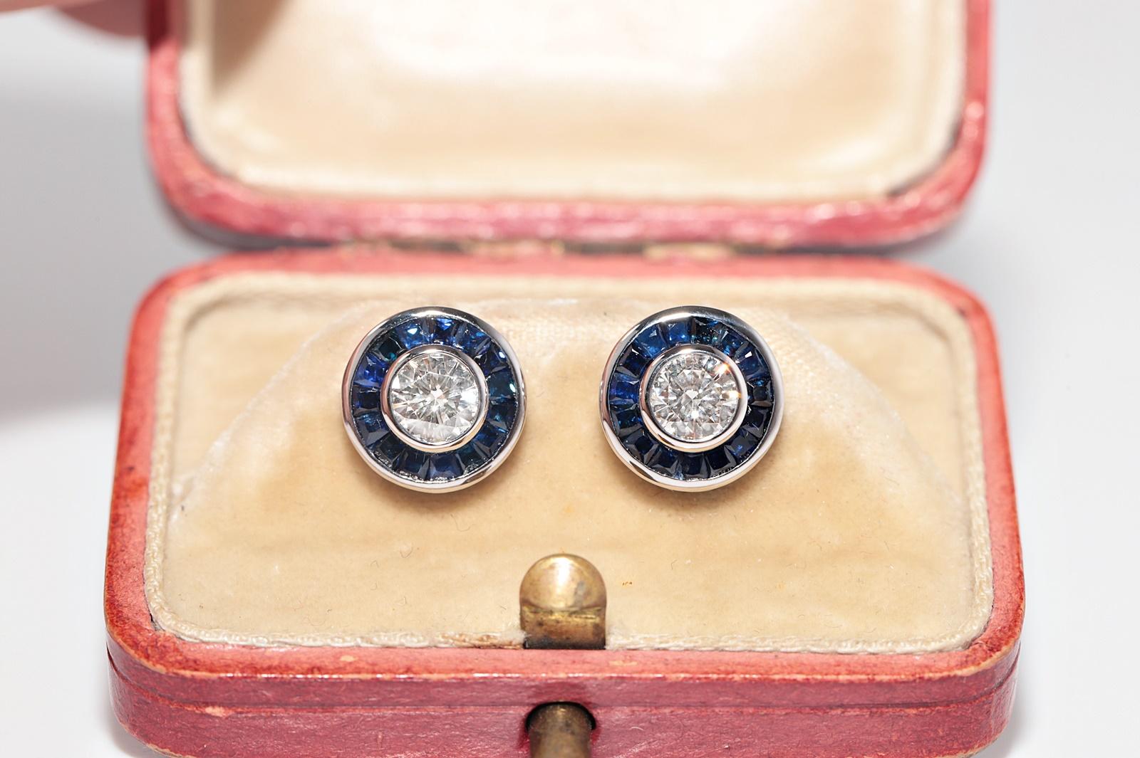 In ottime condizioni.
Il peso totale è di 3,2 grammi.
Totalmente è un diamante vecchio taglio da 0,83 ct.
Il diamante ha colore H e purezza vs1.
Totalmente è uno zaffiro da 1,40 carati.
La scatola non è inclusa.
Per qualsiasi domanda, contattaci.