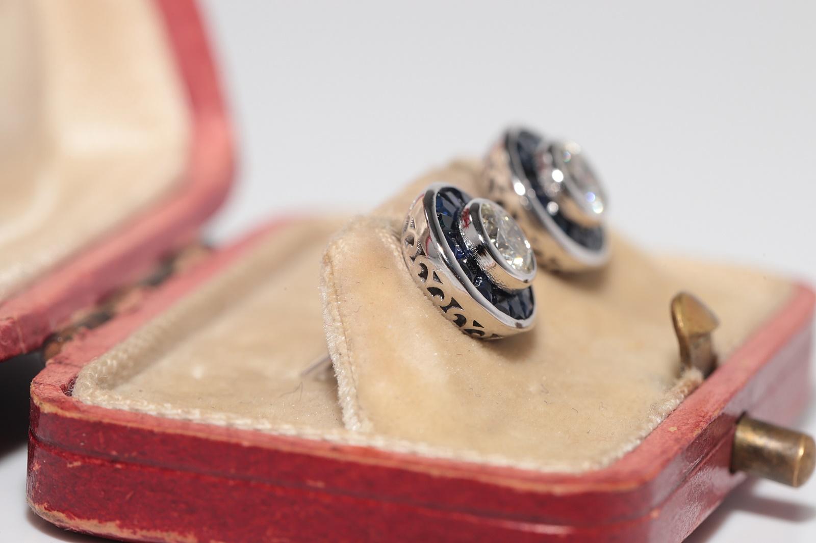 Moderno Orecchino solitario in oro 18k con diamante naturale e zaffiro taglio calibro di nuova produzione in vendita