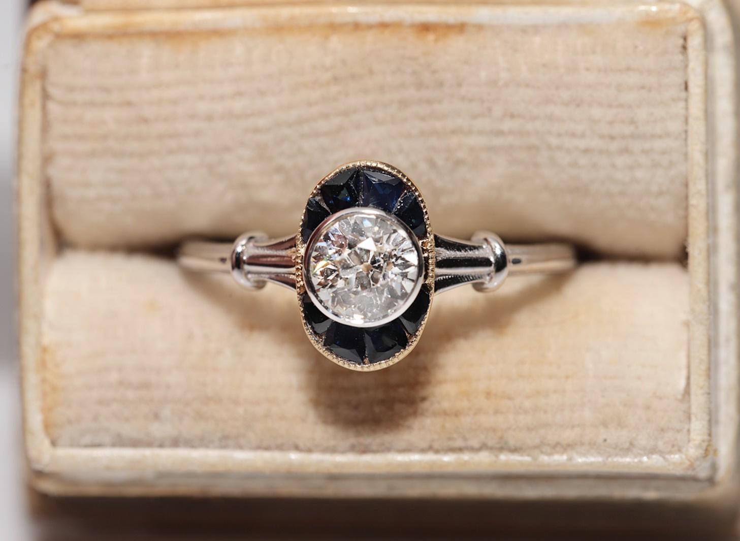Women's New Made 18k Gold Natural  Diamond And Caliber Cut Sapphire Solitaire Ring For Sale
