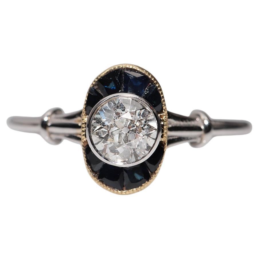 New Made 18k Gold Natural  Diamond And Caliber Cut Sapphire Solitaire Ring For Sale