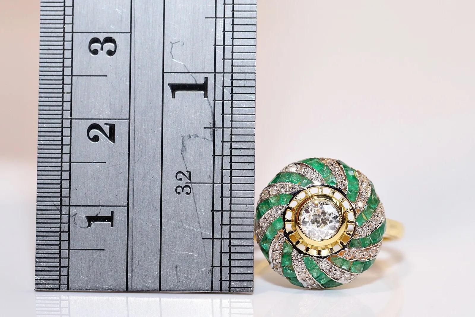 Bague cocktail décorée de diamants naturels et d'émeraudes calibrées en or 18 carats, neuve Neuf - En vente à Fatih/İstanbul, 34
