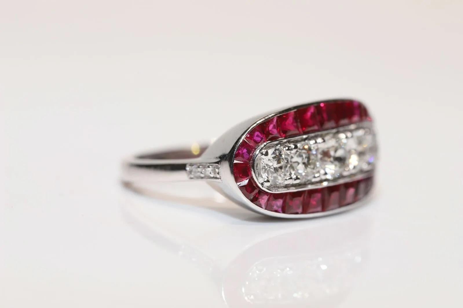 Modern New Made 18k Gold Natural Diamond And Caliber Ruby Decorated Ring For Sale