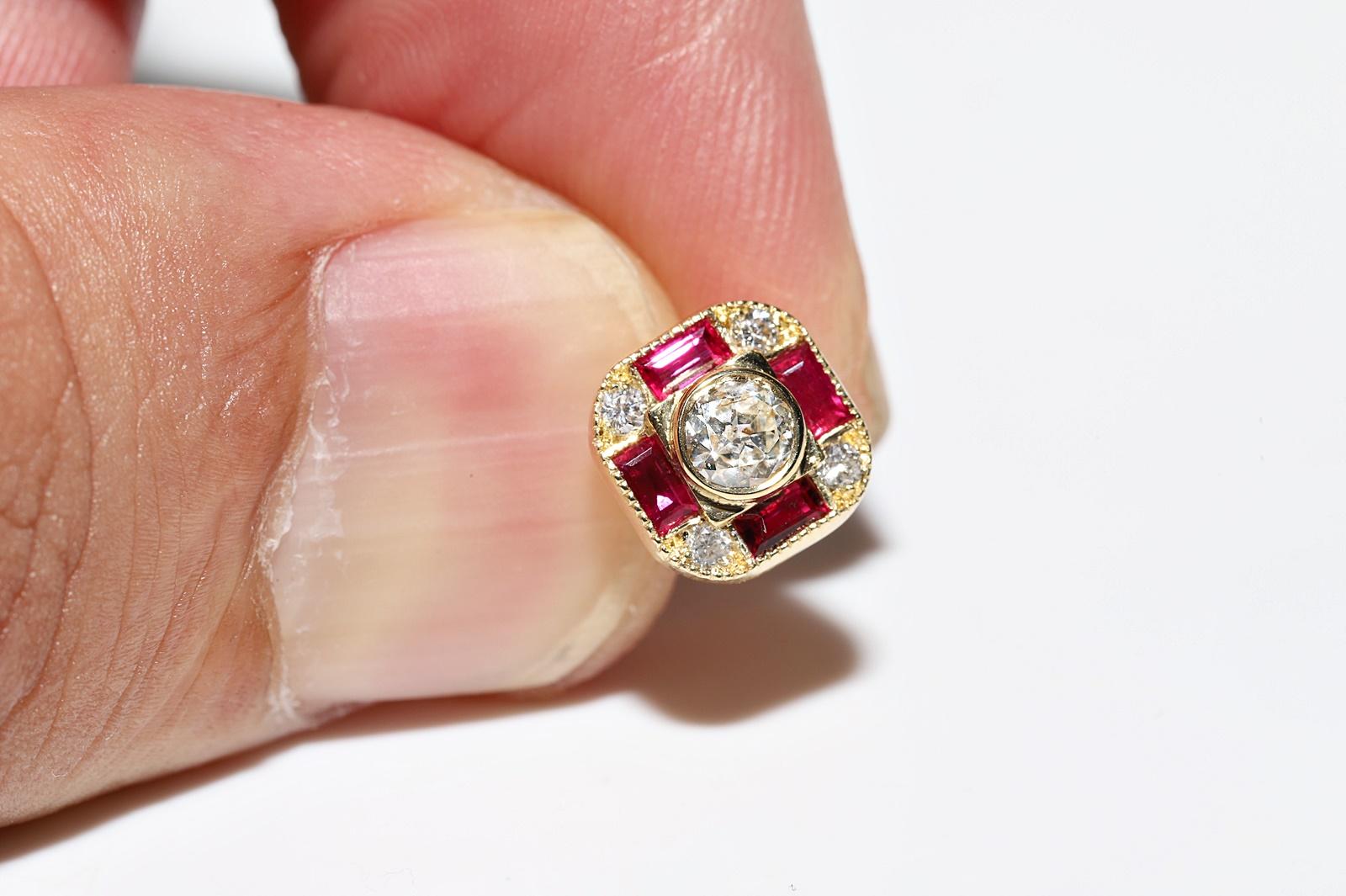 New Made 18k Gold Natural Diamond And Caliber Ruby Decorated Stud Earring For Sale 7