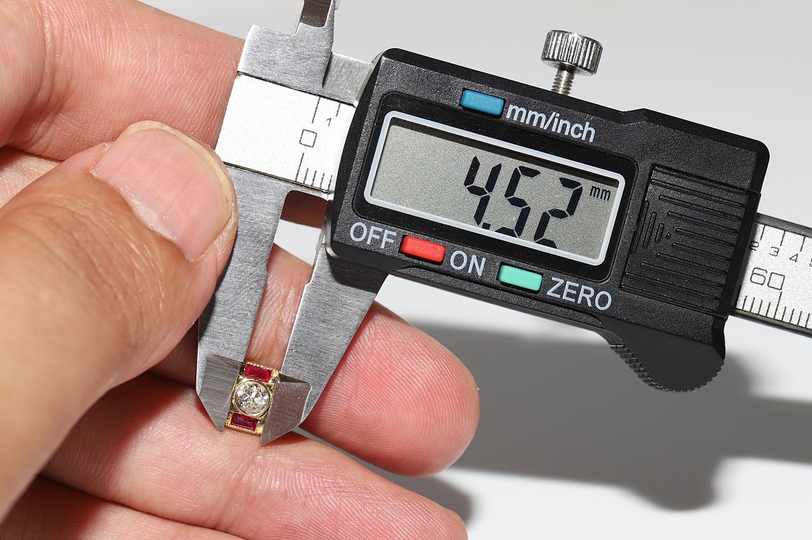 New Made 18k Gold Natural Diamond And Caliber Ruby Decorated Stud Earring For Sale 9