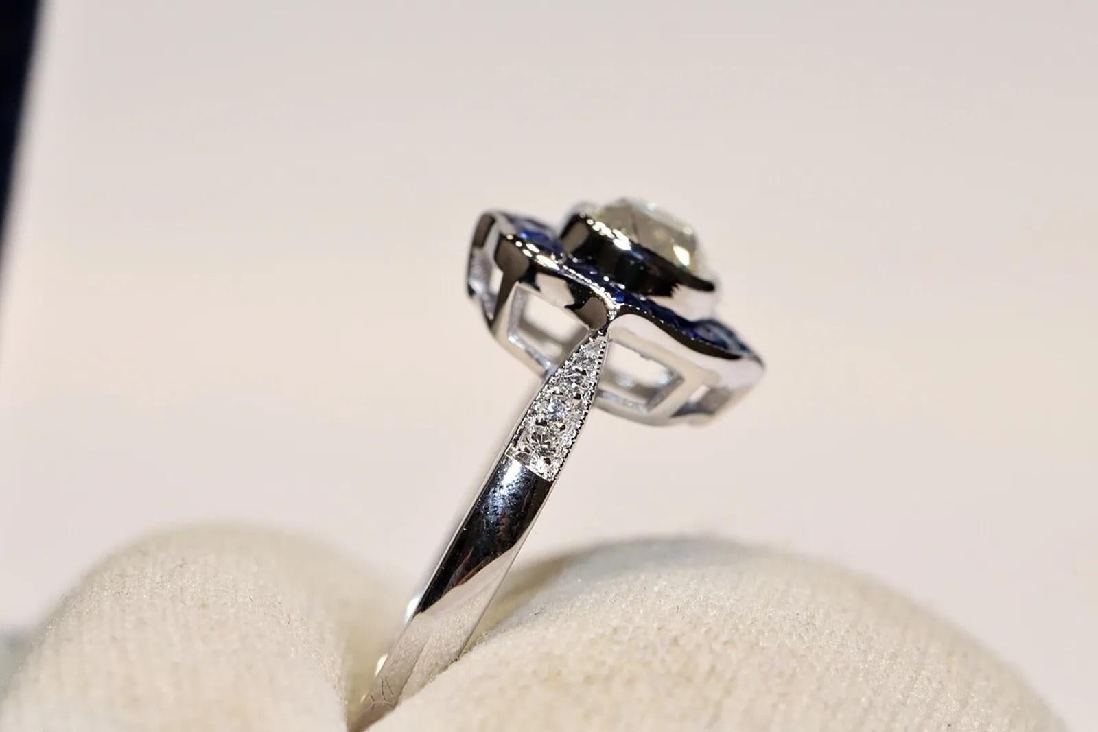 Bague solitaire en or 18 carats de fabrication récente, avec diamant naturel et saphir calibré en vente 6