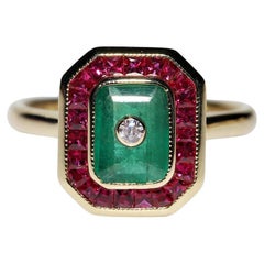 New Made 18k Gold Natural Diamond And Emerald Caliber Ruby Decorated Ring 