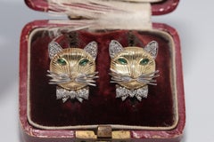 New Made 18k Gold Natural Diamond And Emerald Cat Design Stud Earring