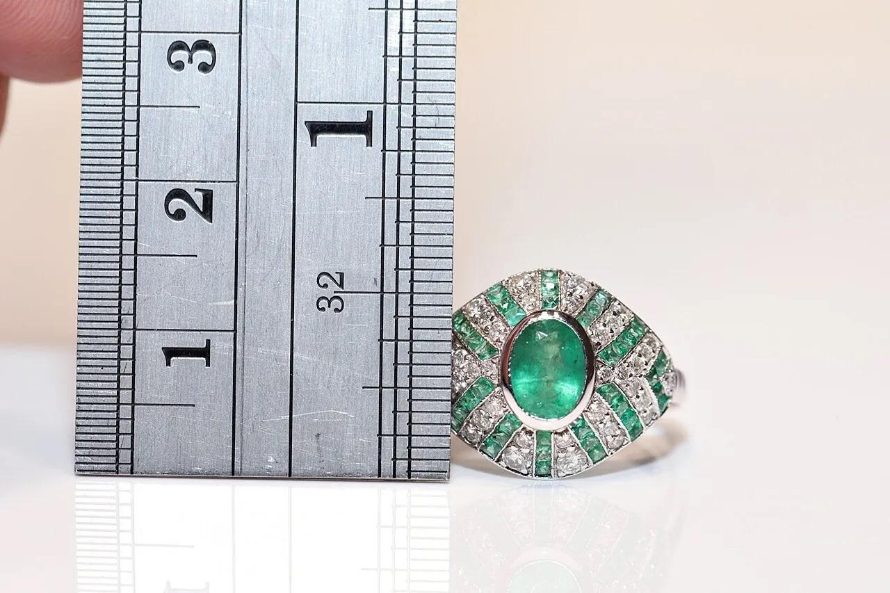 New Made 18k Gold Natural Diamond And Emerald Decorated Ring   In New Condition For Sale In Fatih/İstanbul, 34
