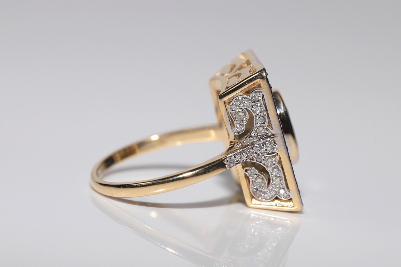 New Made 18k Gold Natural Diamond And Emerald Squre Style Ring For Sale 5
