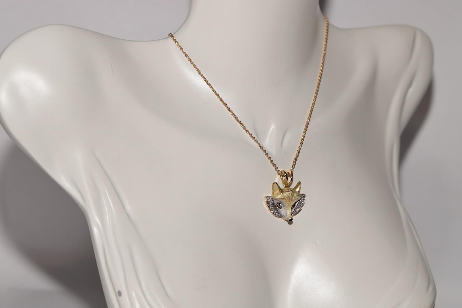 Donna Collana con ciondolo a forma di volpe decorata con diamanti naturali e smalto, New Made 18k Gold in vendita
