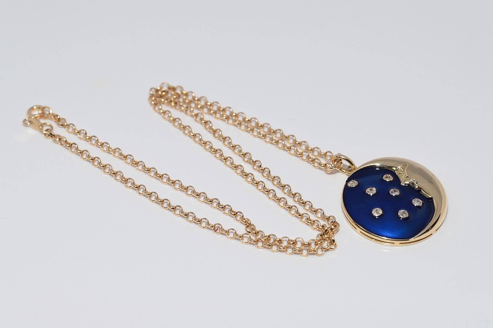 New Made Collier pendentif Moon en or 18k orné de diamants naturels et d'émail en vente 11