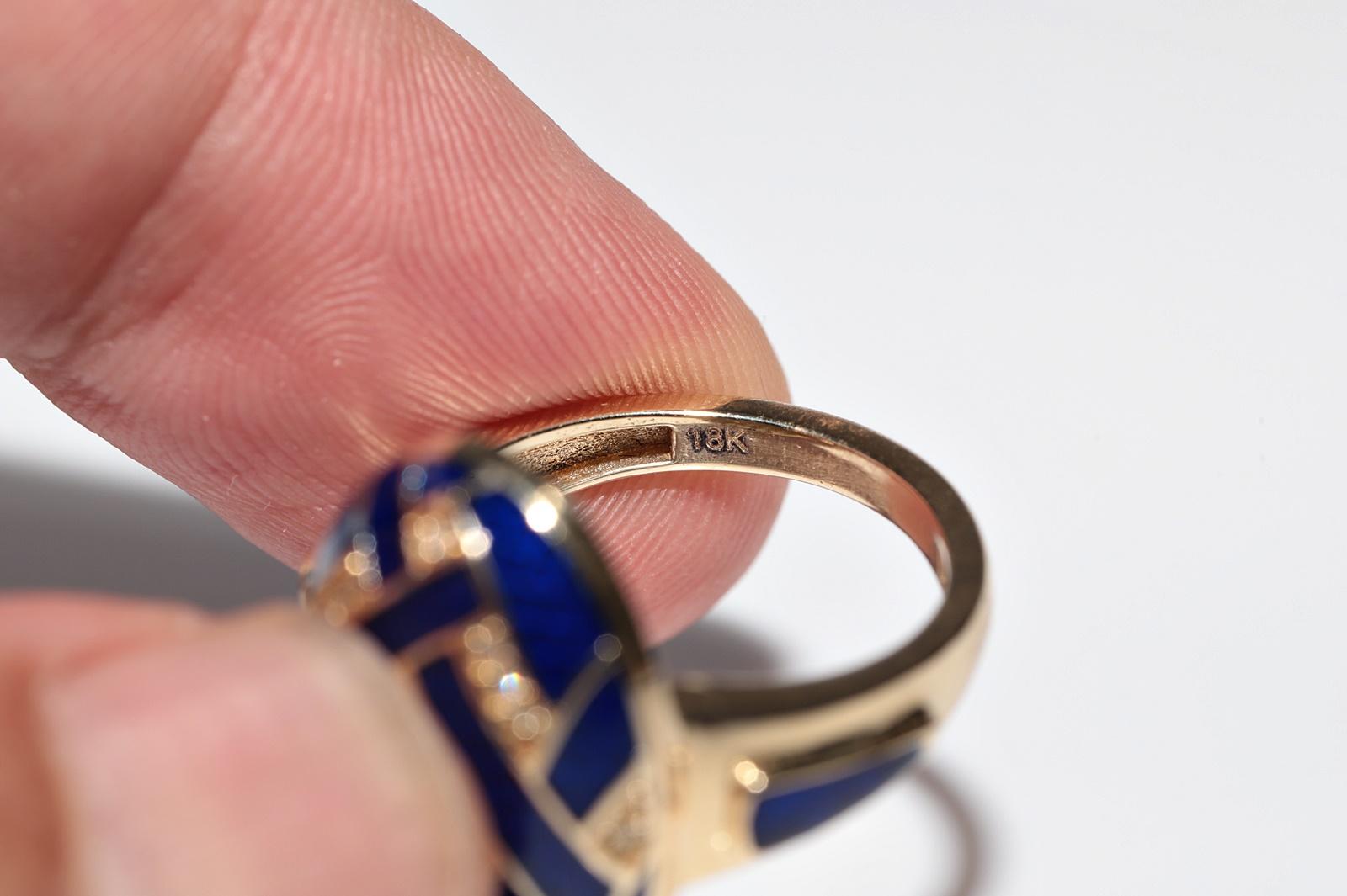 New Made 18k Gold Natural Diamond And Enamel Decorated Oval Ring For Sale 5