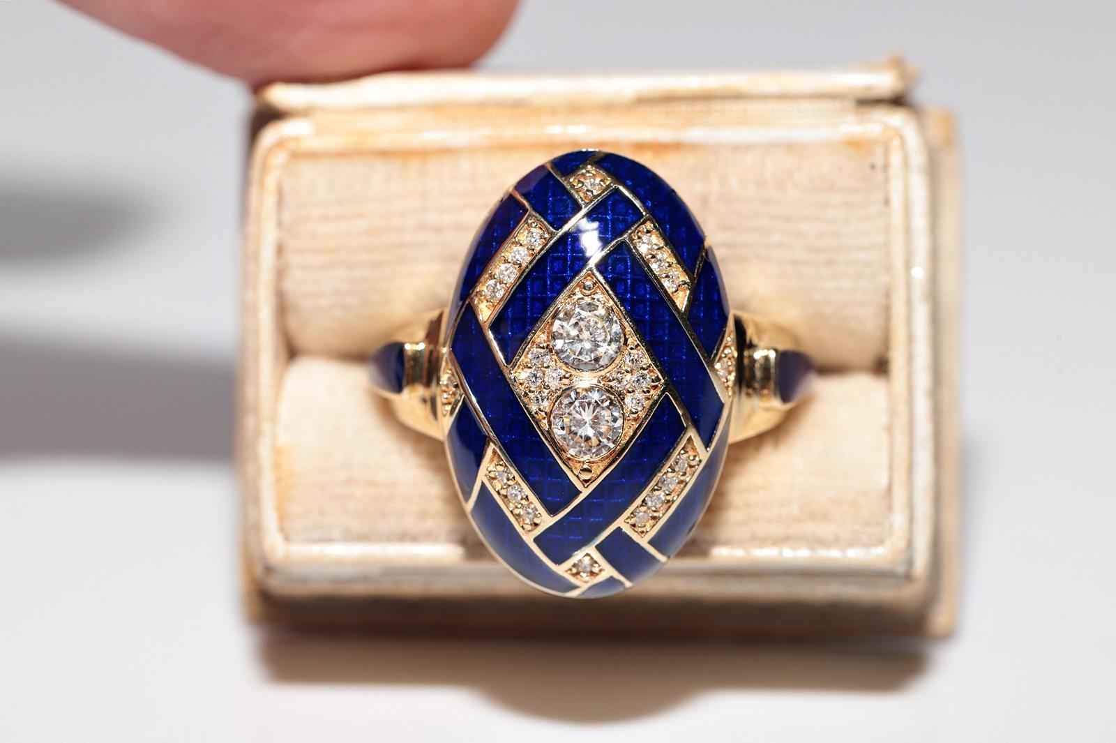 In very god condition.
Total weight is 6.9 grams.
Totally is diamond 0.45 ct.
The diamond is has G-H color and vs-s1-s2 clarity.
Ring size is US 7.25 
We can make any size.
Box is not included.
Please contact for any questions.