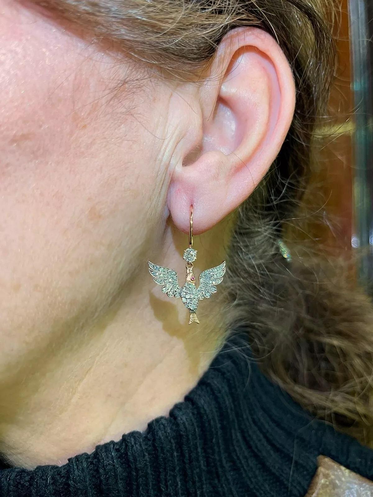 New Made 18k Gold Natural Diamond And Ruby Decorated Bird Earring For Sale 8