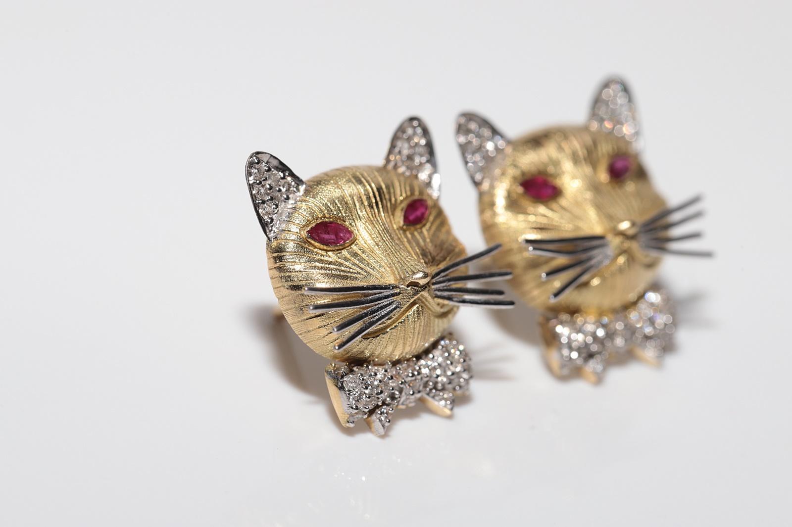 Modern New Made 18k Gold Natural Diamond And Ruby Decorated Cat Design Stud Earring For Sale