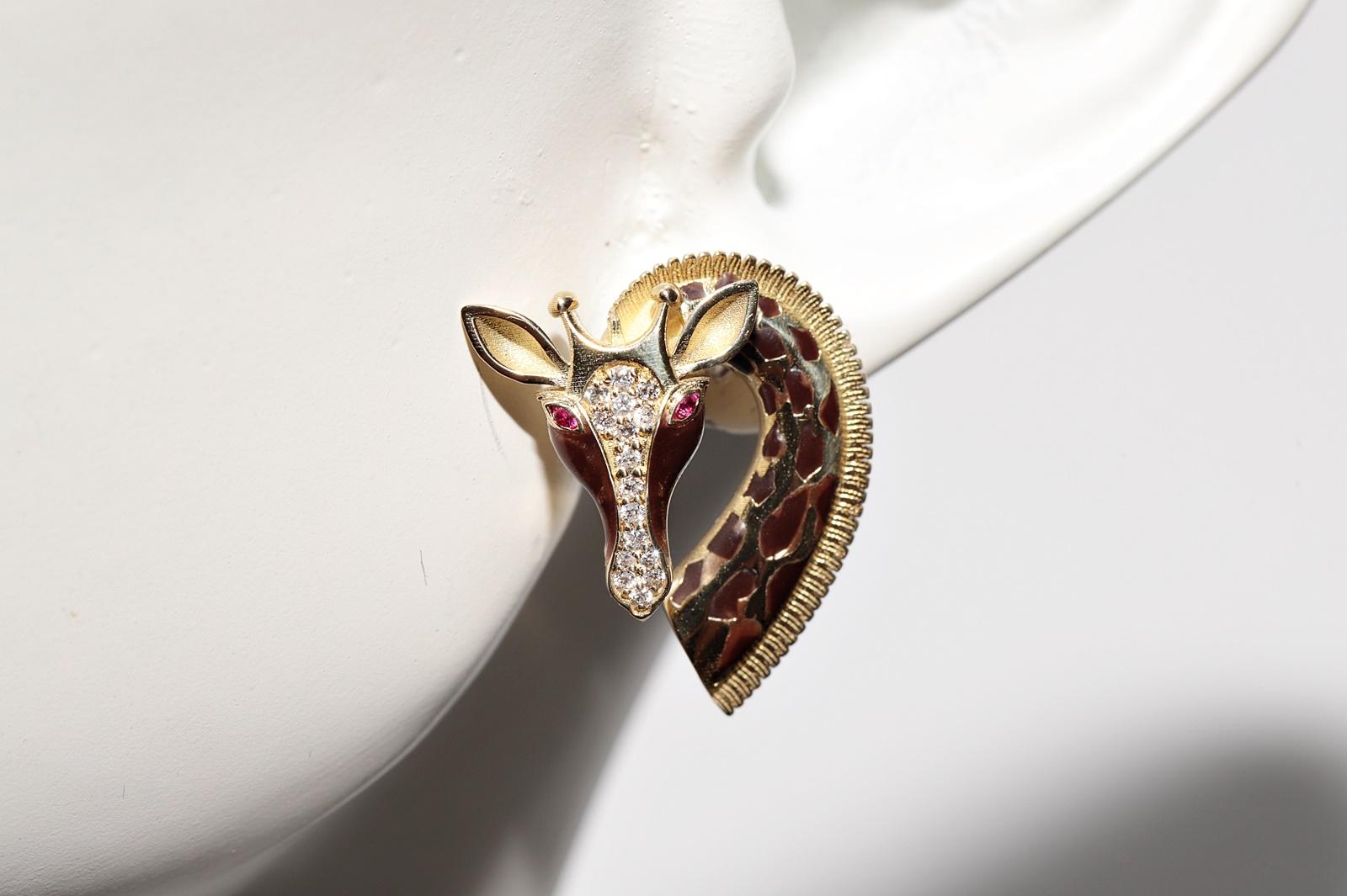 New Made Boucle d'oreille Girafe en or 18k, diamant naturel et rubis émaillé en vente 10
