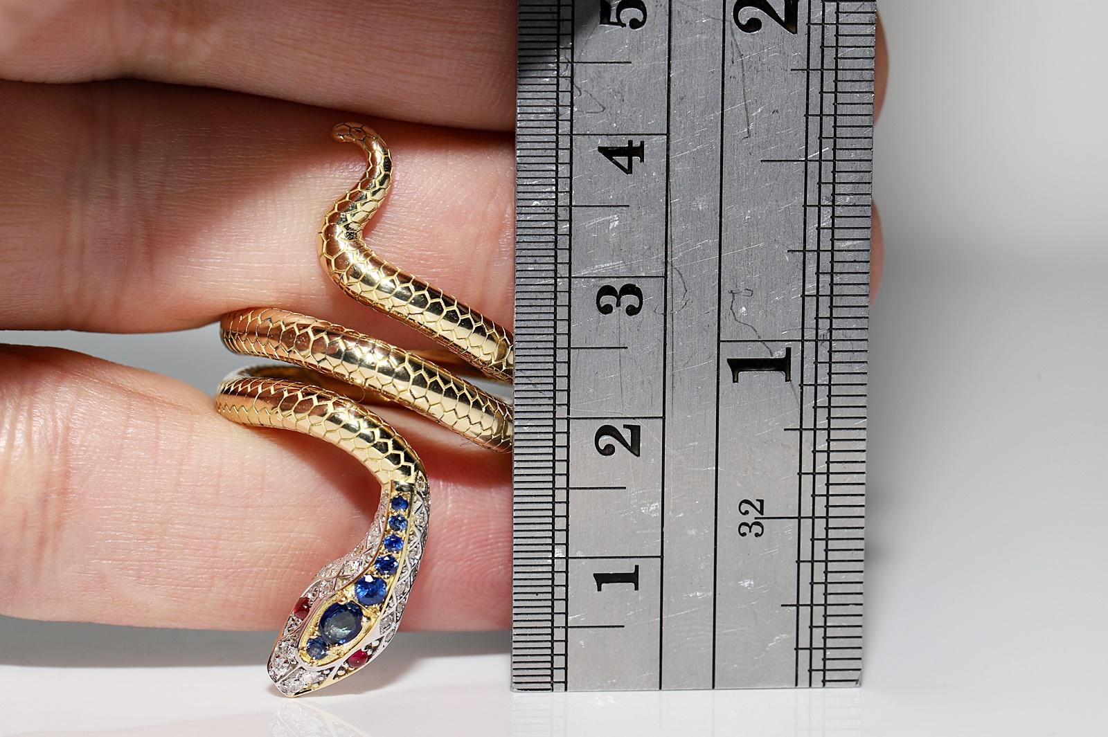 New Made 18k Gold Natural Diamond And Sapphire And Ruby Snake Ring  For Sale 8
