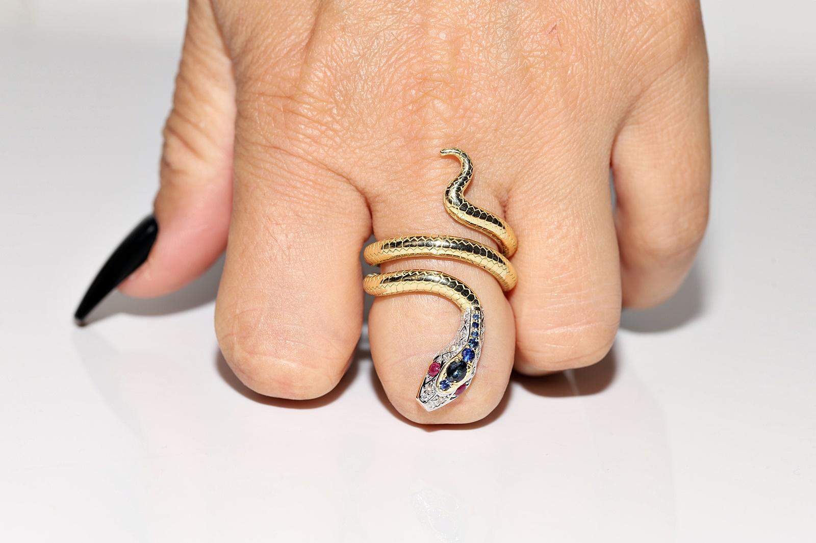 Bague serpent en or 18 carats, avec diamants naturels, saphirs et rubis en vente 9