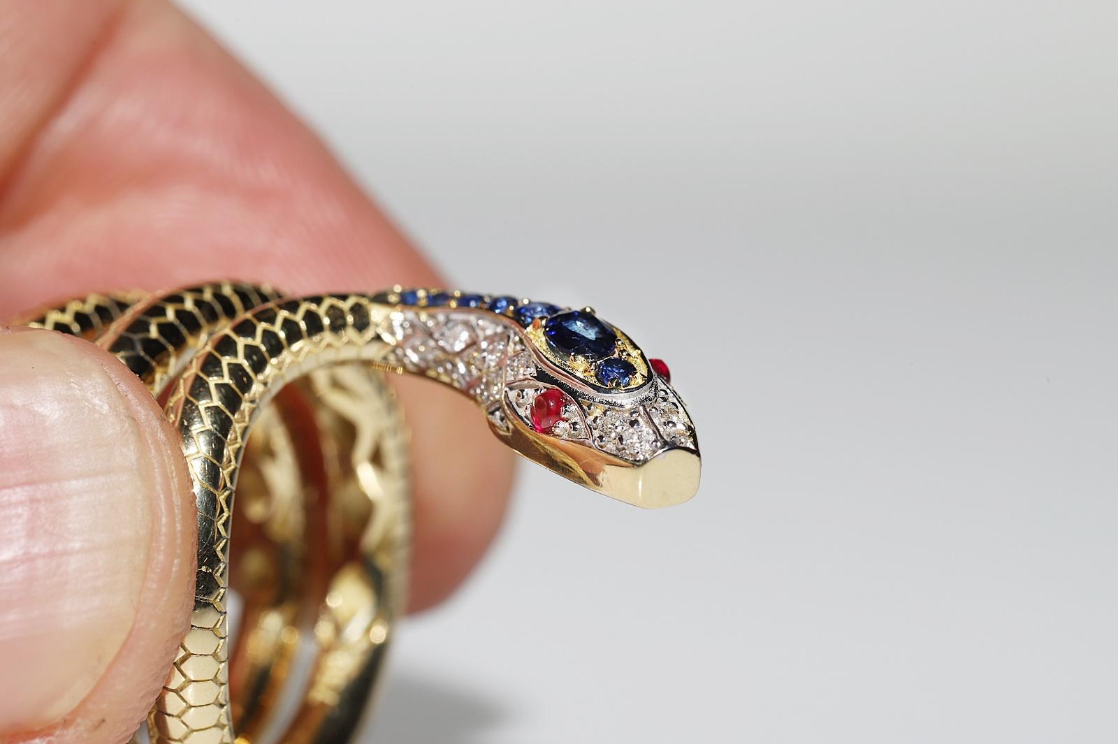 New Made 18k Gold Natural Diamond And Sapphire And Ruby Snake Ring  For Sale 12