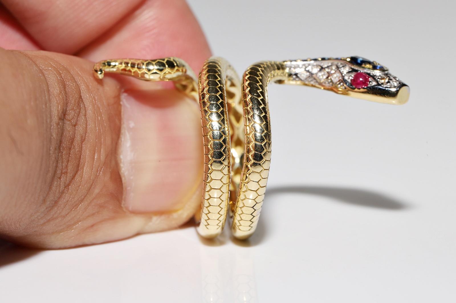 Taille brillant Bague serpent en or 18 carats, avec diamants naturels, saphirs et rubis en vente