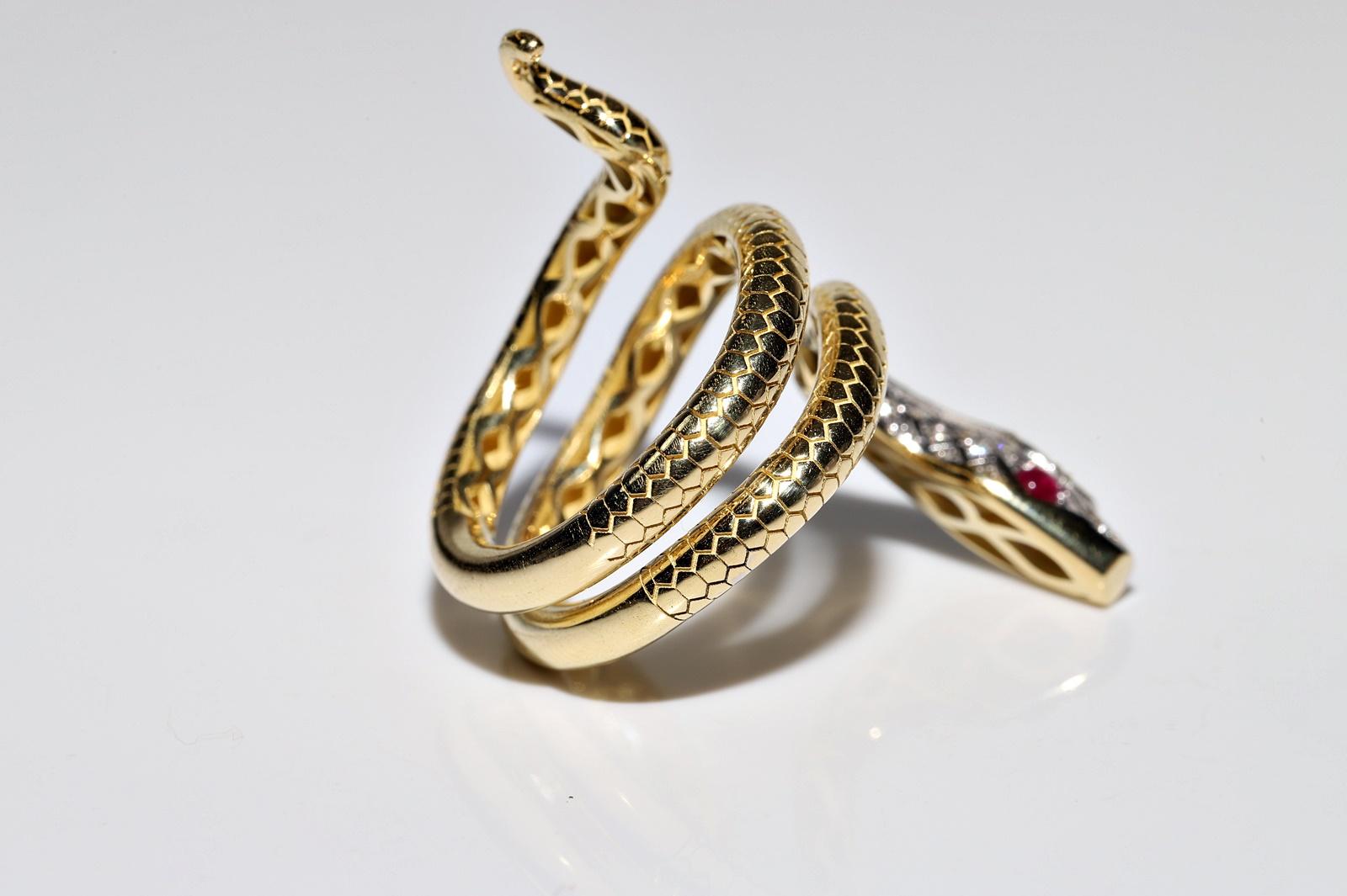 Bague serpent en or 18 carats, avec diamants naturels, saphirs et rubis Pour femmes en vente