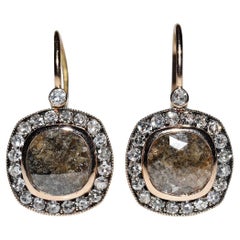 New Made 18k oro naturale diamante decorato Un orecchino incredibile