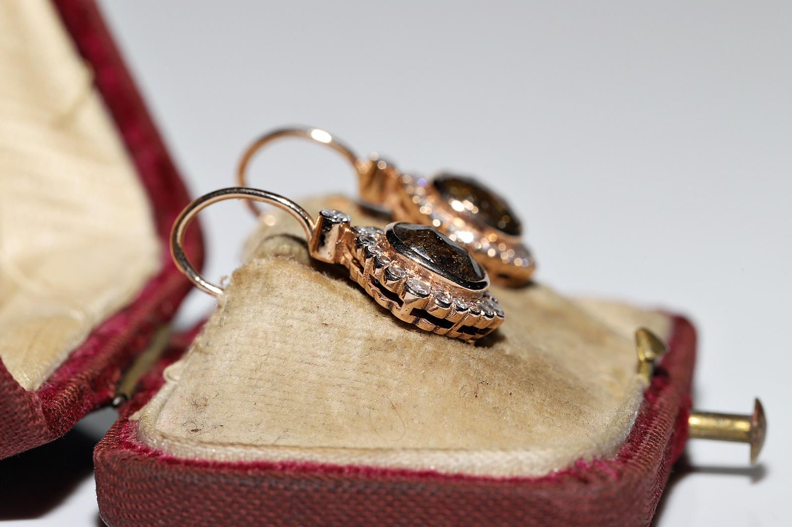 Moderno New Made 18k Gold Natural Diamond Decorated Drop Amazing Earring in vendita