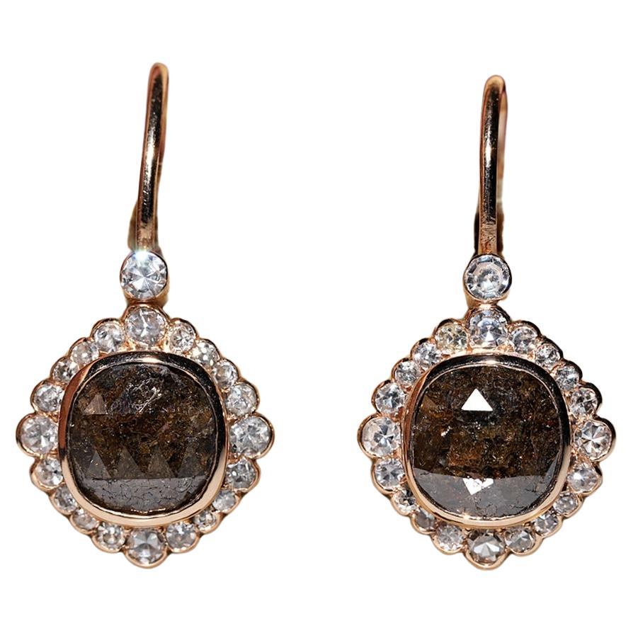 New Made 18k Gold Natural Diamond Decorated Earring For Sale