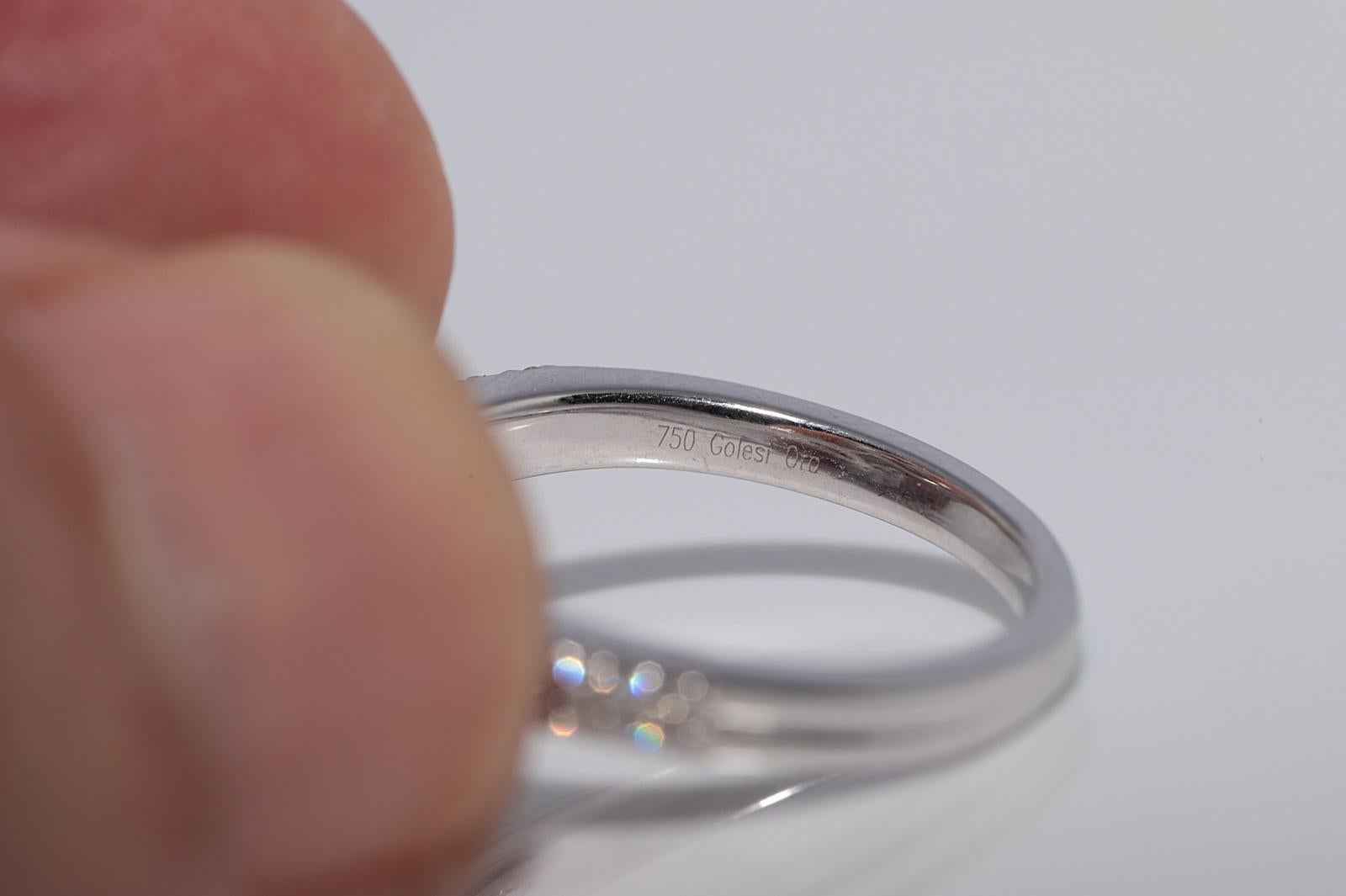 Anello di nuova fabbricazione in oro 18k con diamanti naturali e fiori decorati in vendita 5