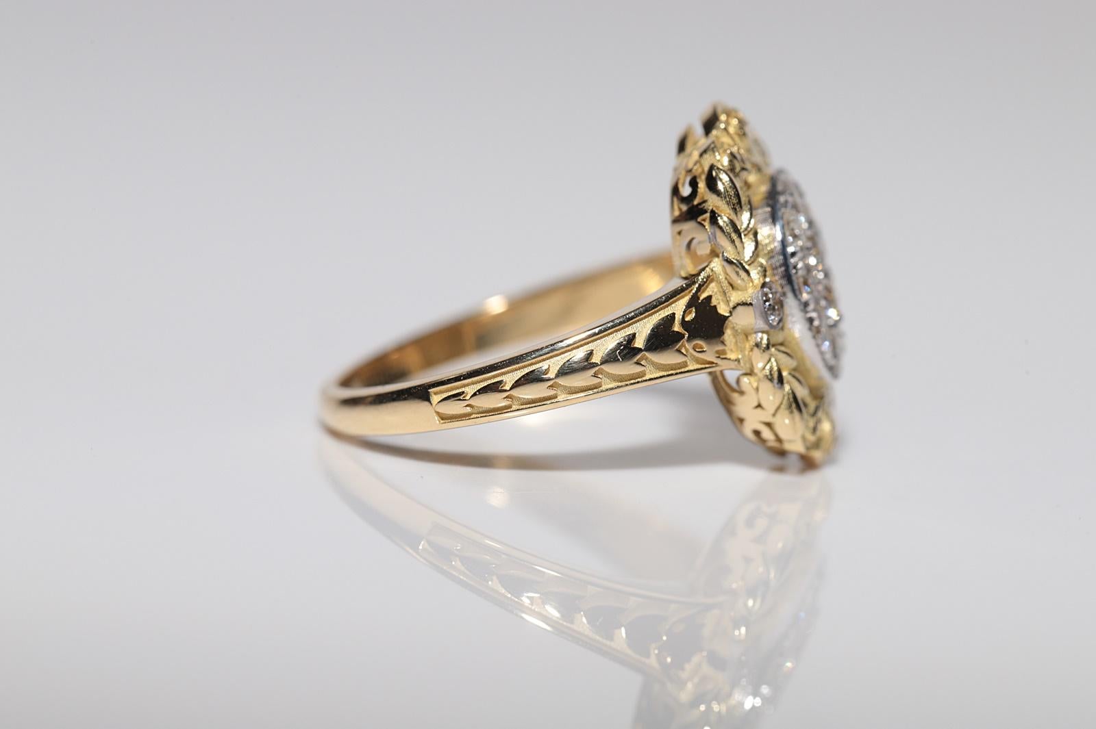 De las mujeres Anillo de oro de 18 quilates con diseño de flores decorado con diamantes naturales en venta