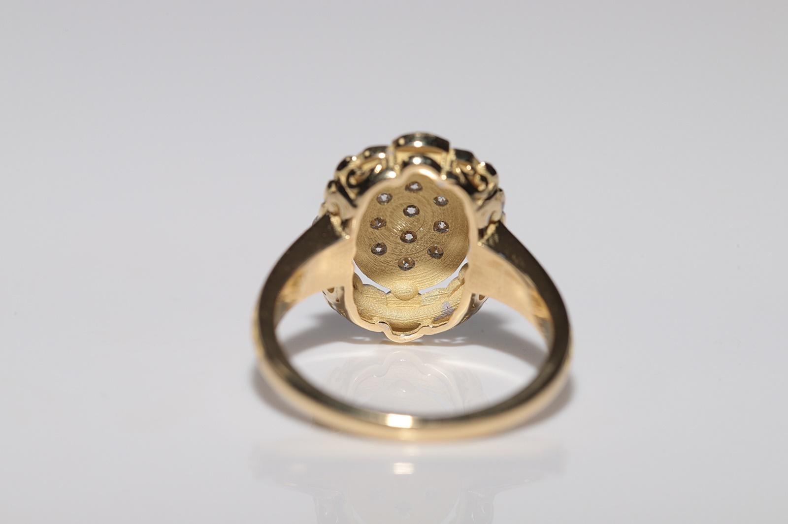 Anillo de oro de 18 quilates con diseño de flores decorado con diamantes naturales en venta 2