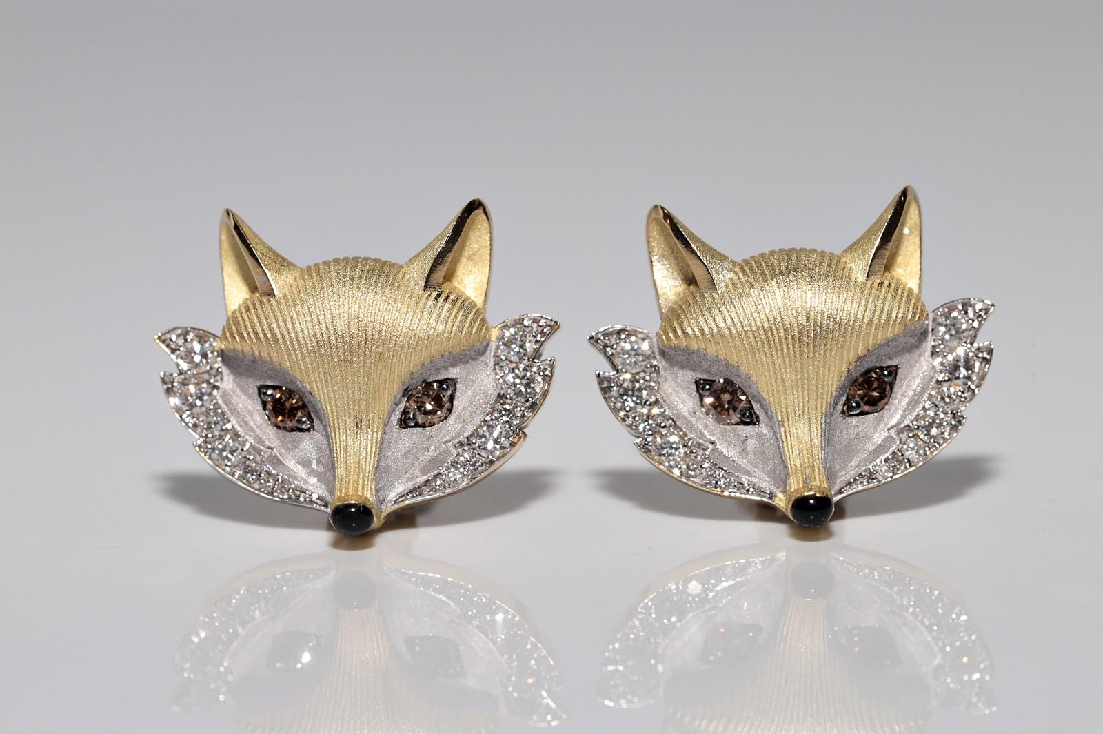 Modern New Made 18k Gold Natural Diamond Decorated Fox Style Amazing Earring For Sale